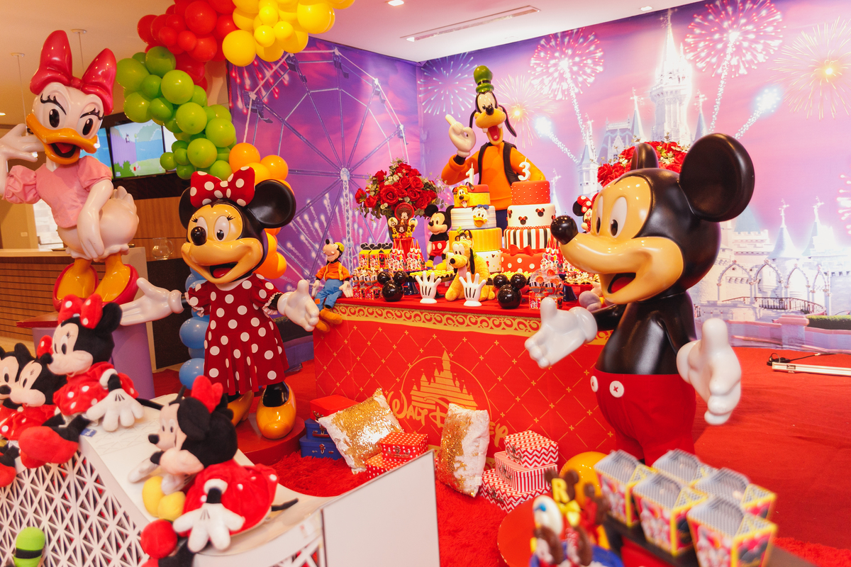 Fotografa familia Curitiba - aniversário Mickey Minnie menina menino Buffet fun jungle 