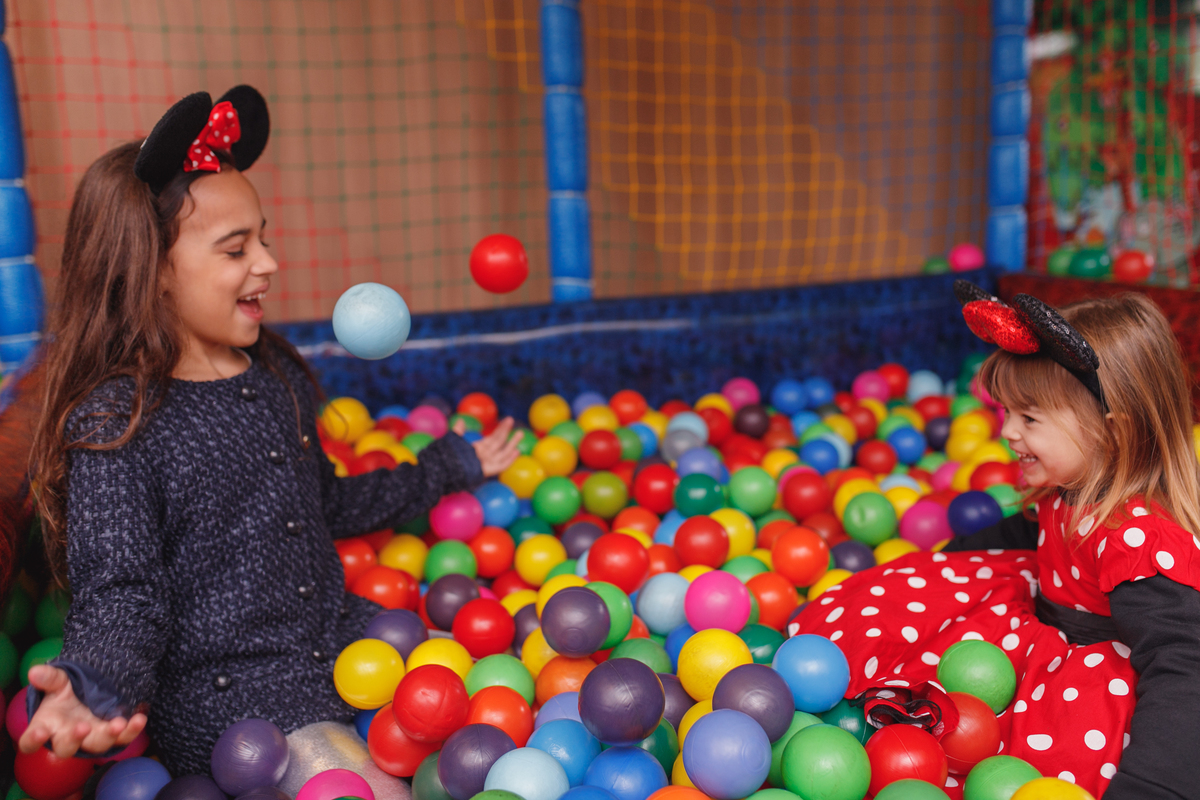 Fotografa familia Curitiba - aniversário Mickey Minnie menina menino Buffet fun jungle 