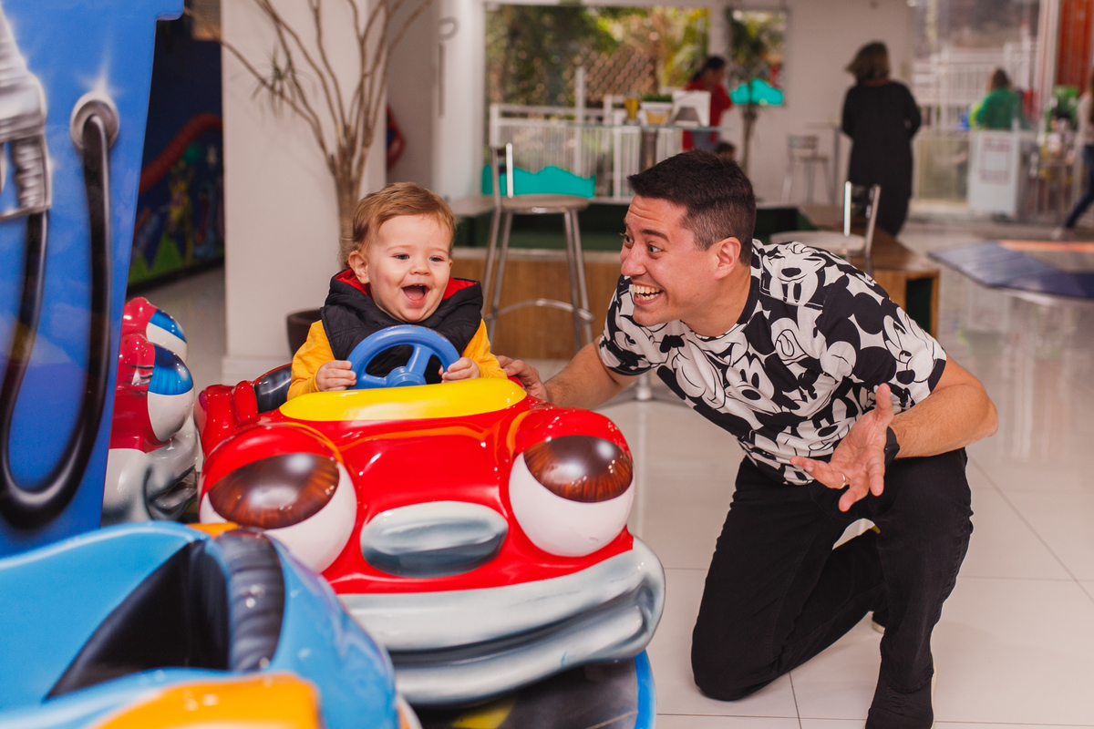 Fotografa familia Curitiba - aniversário Mickey Minnie menina menino Buffet fun jungle 