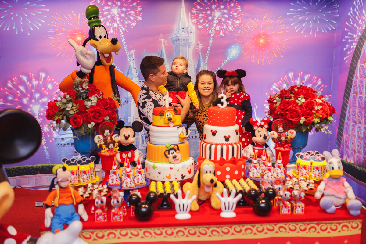 Fotografa familia Curitiba - aniversário Mickey Minnie menina menino Buffet fun jungle 