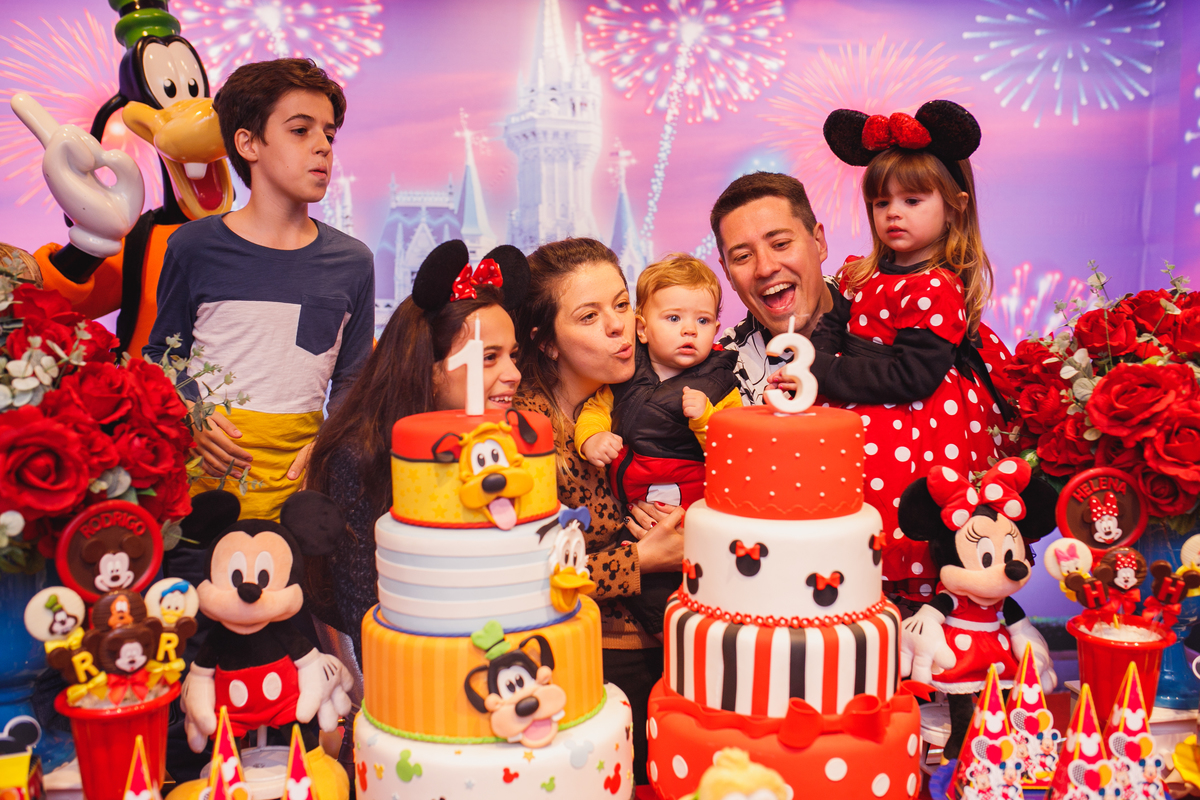 Fotografa familia Curitiba - aniversário Mickey Minnie menina menino Buffet fun jungle 