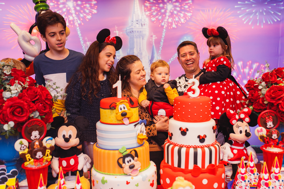 Fotografa familia Curitiba - aniversário Mickey Minnie menina menino Buffet fun jungle 