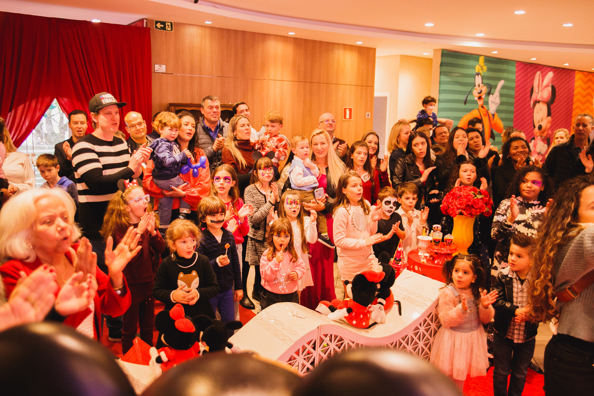 Fotografa familia Curitiba - aniversário Mickey Minnie menina menino Buffet fun jungle 