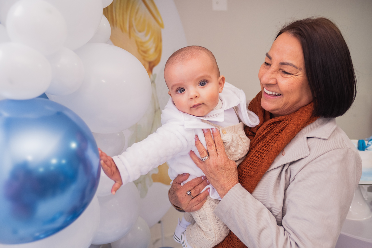 Fotografa Família Curitiba - Batizado menino igreja católica 