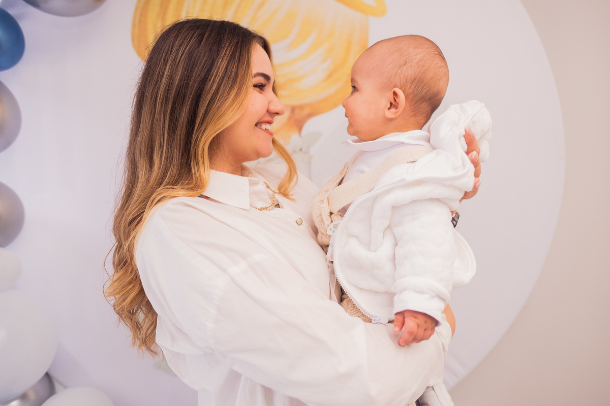 Fotografa Família Curitiba - Batizado menino igreja católica 