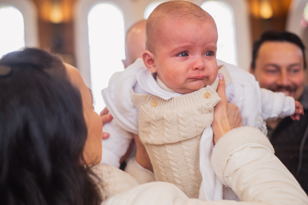 Fotografa Família Curitiba - Batizado menino igreja católica 