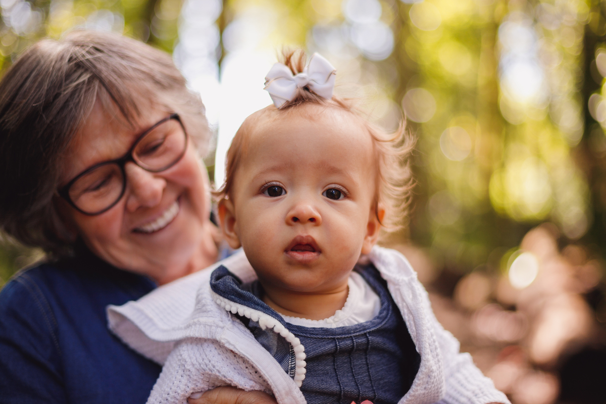 Fotografa familia Curitiba - Parque Tangua ensaio bebe menina 