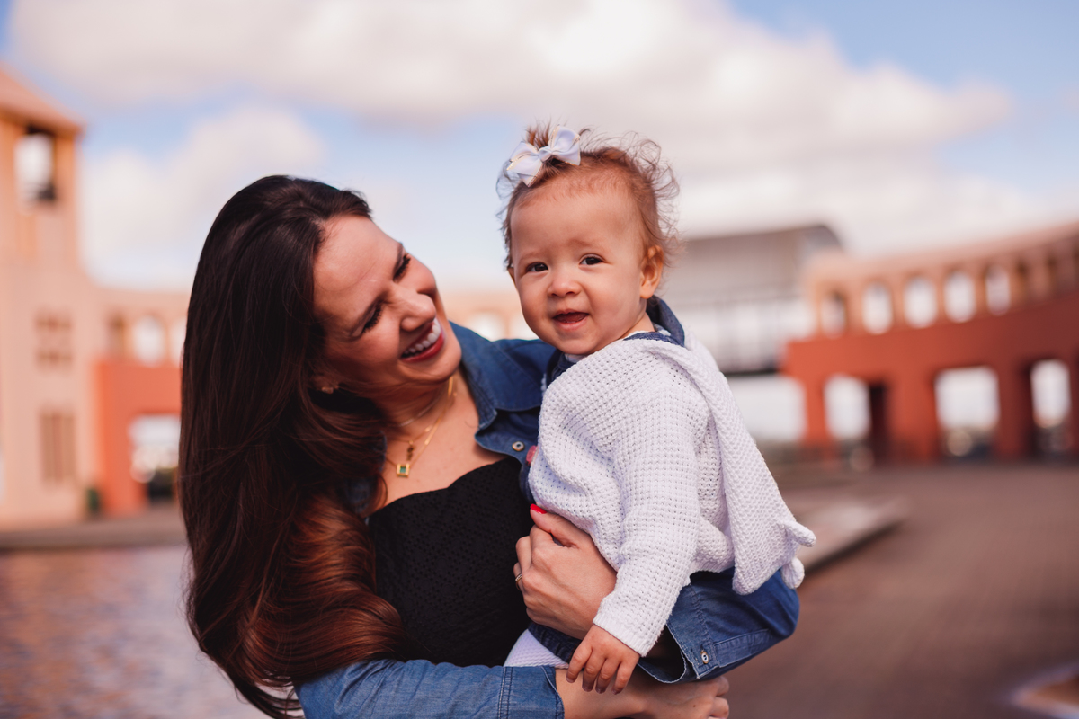 Fotografa familia Curitiba - Parque Tangua ensaio bebe menina 
