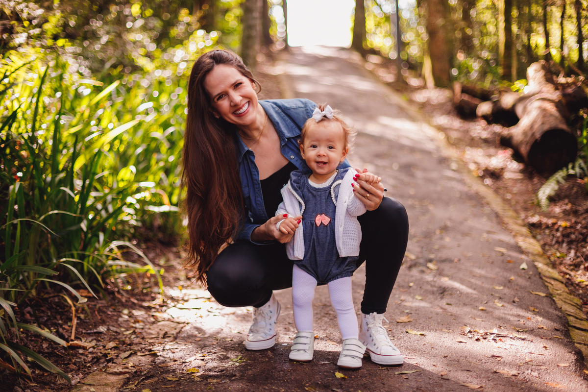 Fotografa familia Curitiba - Parque Tangua ensaio bebe menina 