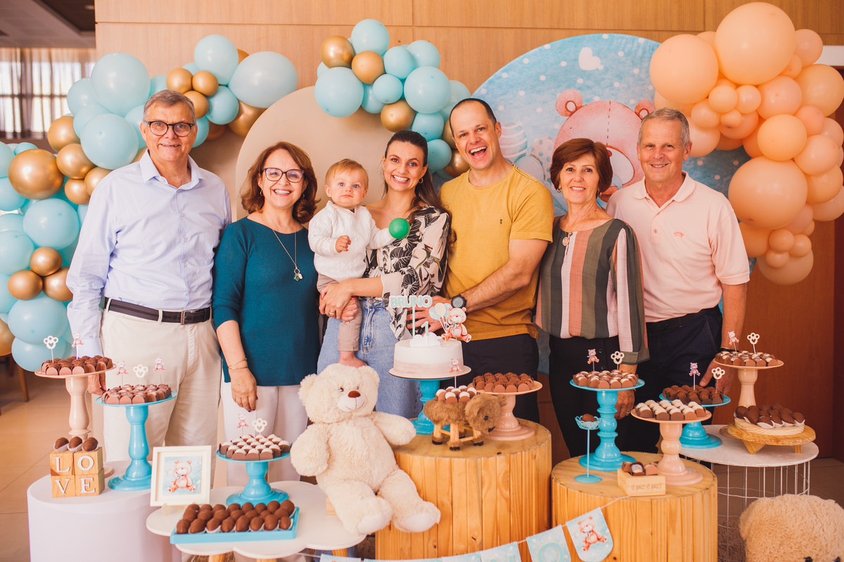 Fotografa familia Curitiba - aniversario bebe menino salao ursinho 