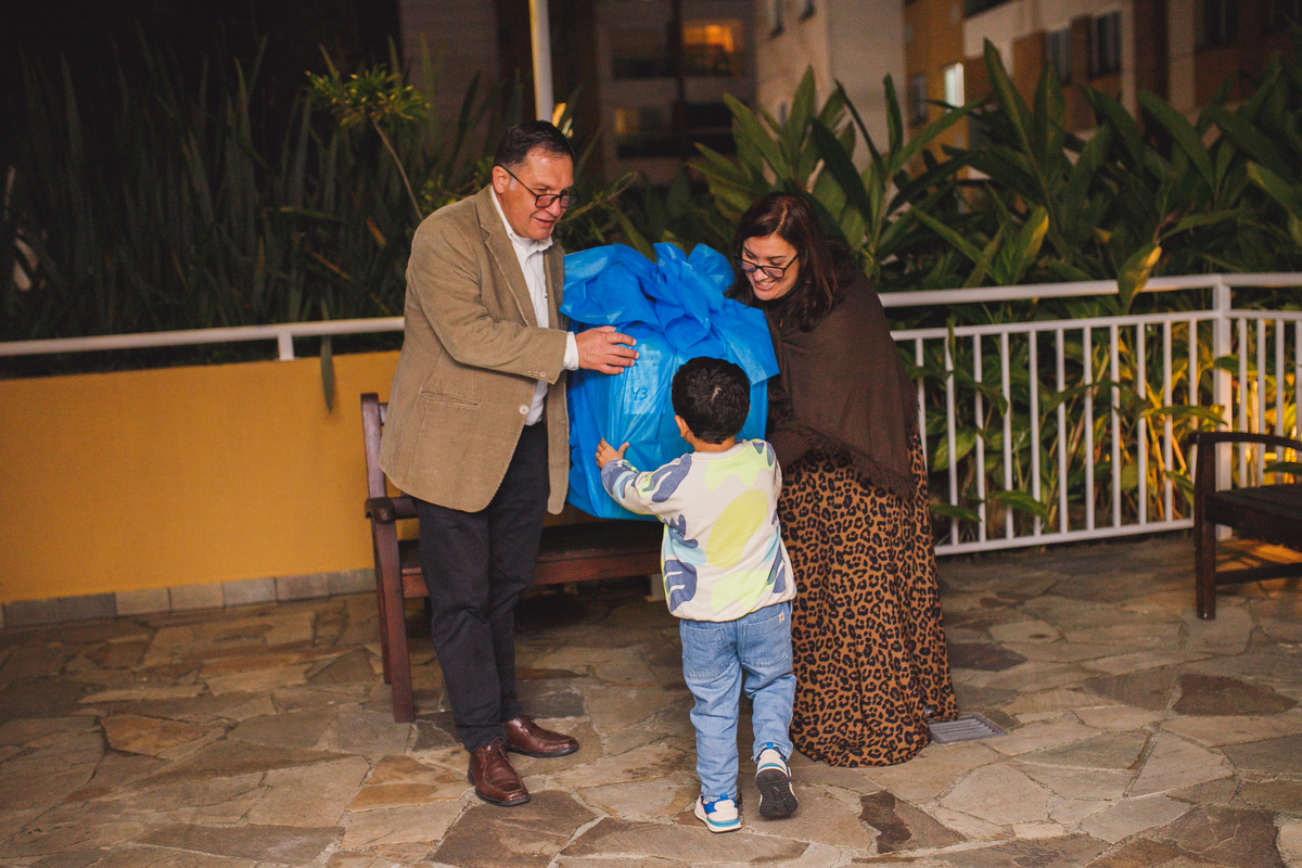 Fotografa família Curitiba - Ensaio externo gestante bacacheri aniversário infantil menino 