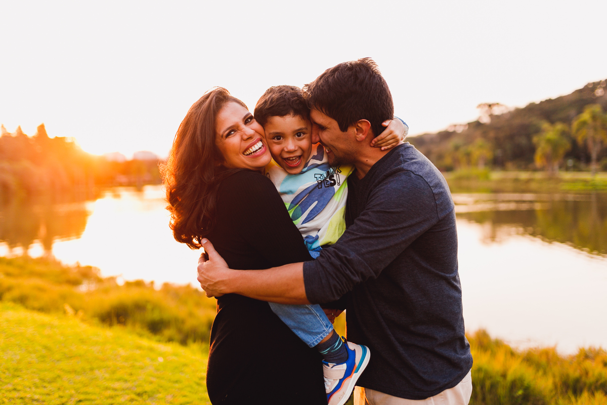 Fotografa família Curitiba - Ensaio externo gestante bacacheri aniversário infantil menino 