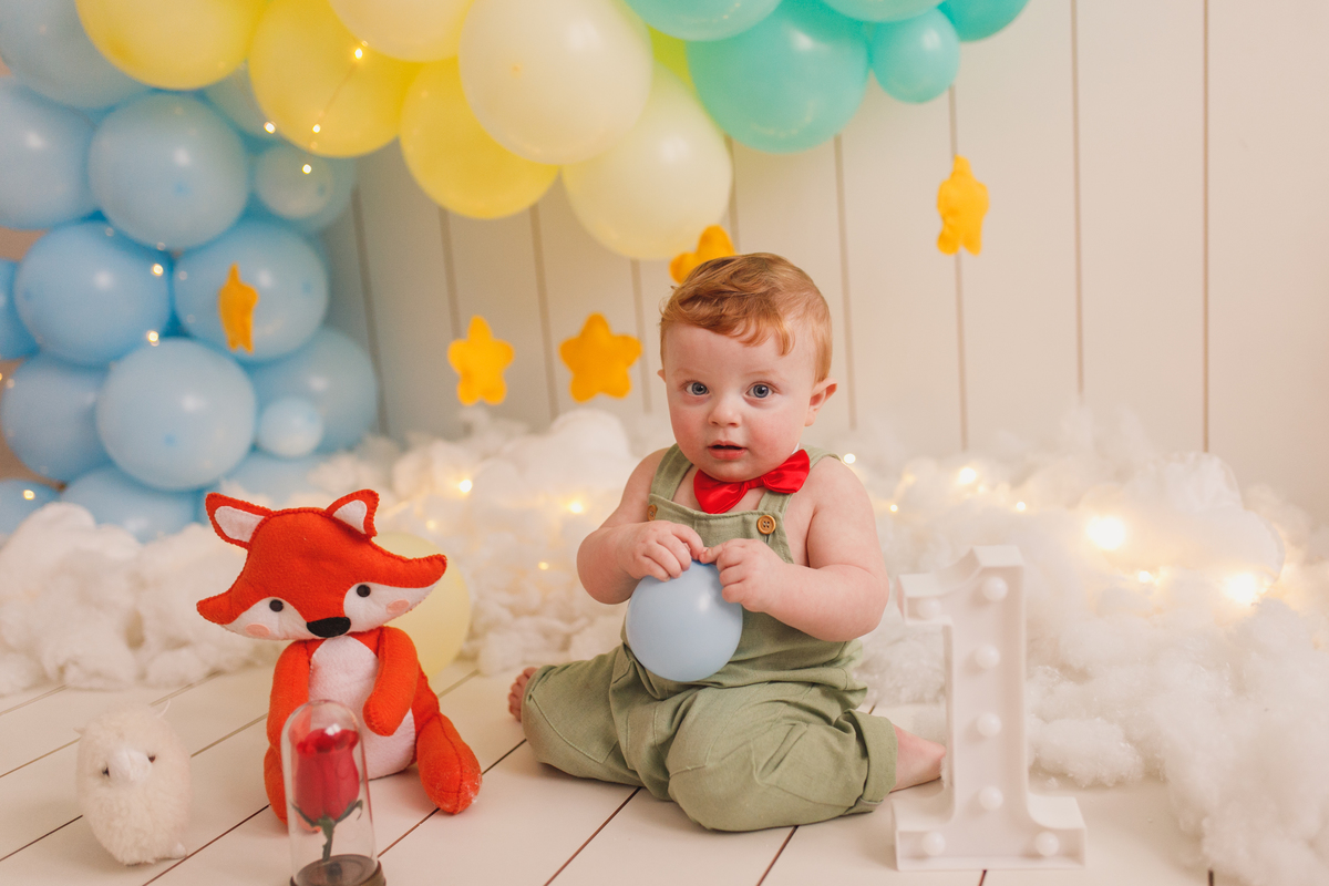 Fotografa familia Curitiba - smash the cake menino pequeno principe 