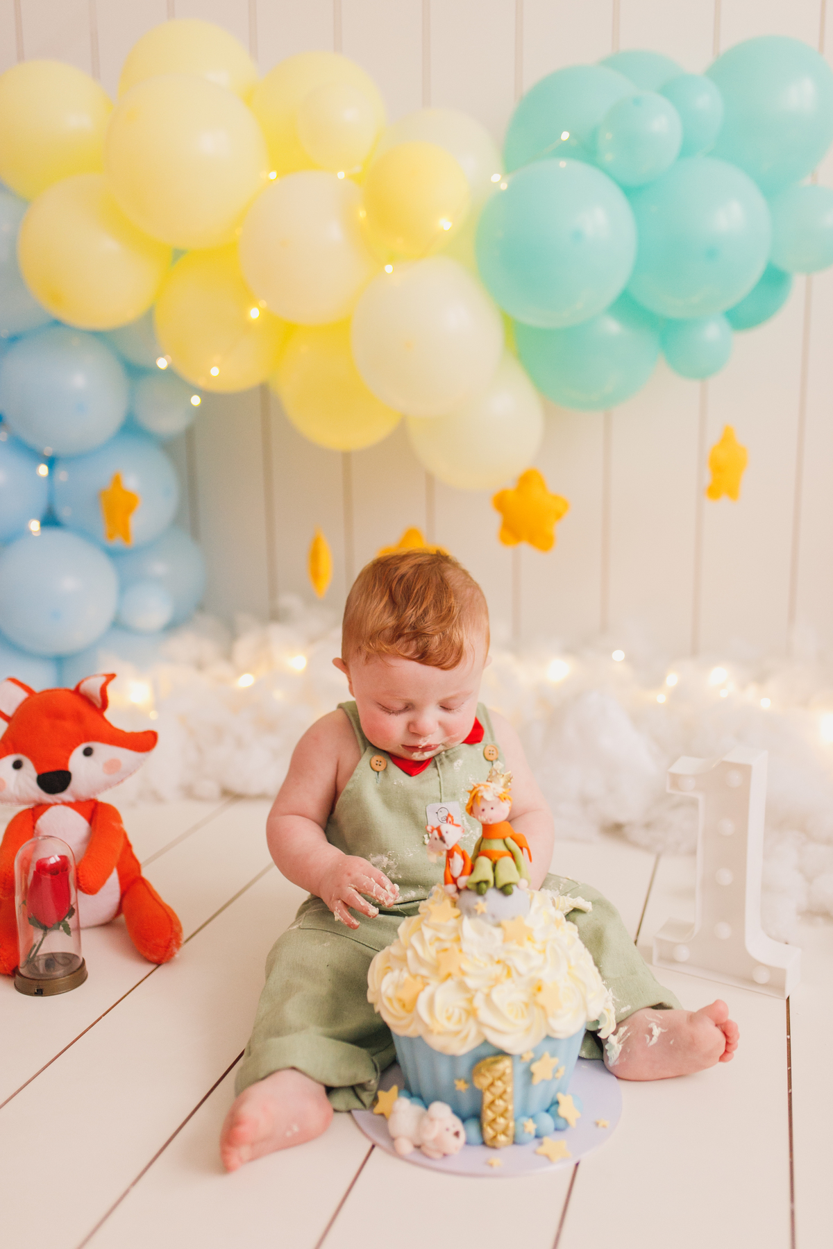 Fotografa familia Curitiba - smash the cake menino pequeno principe 