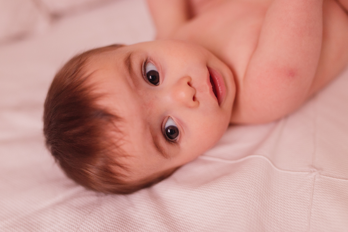 Fotografa Familia Curitiba - Life style irmãos casal ensaio em casa