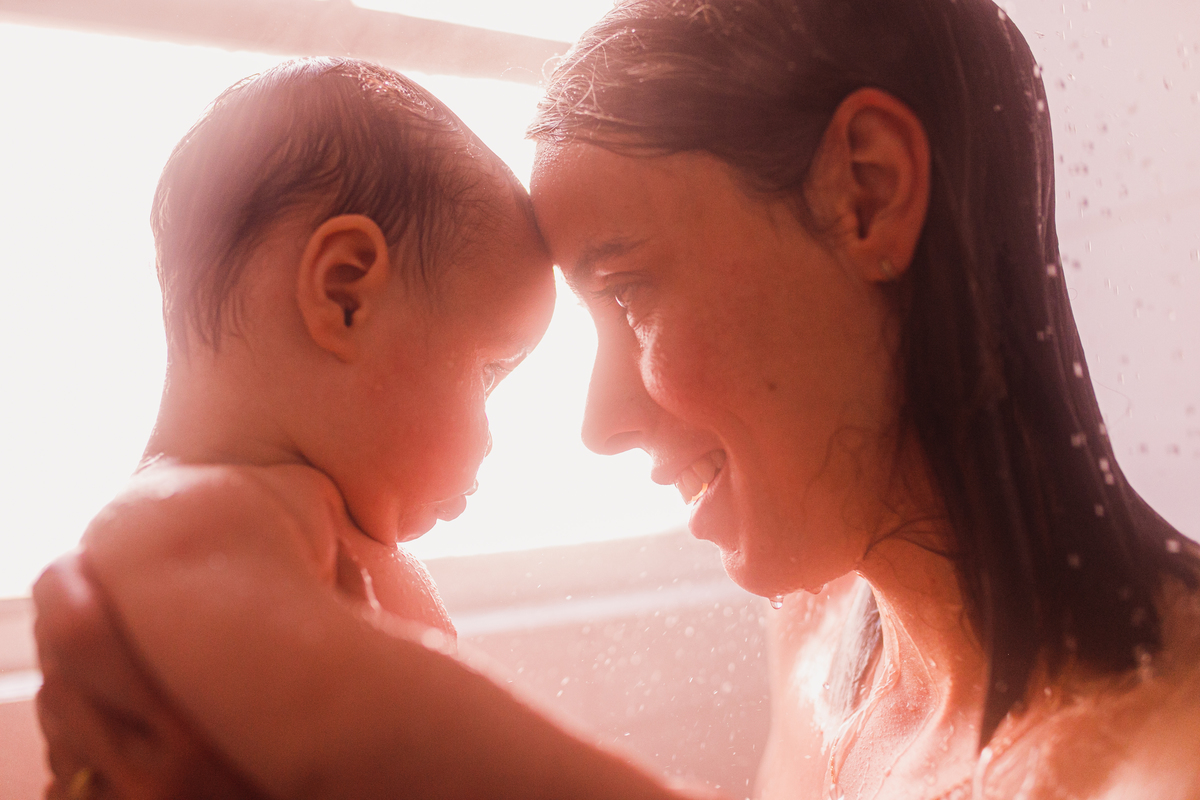 Fotografa Familia Curitiba - Life style irmãos casal ensaio em casa