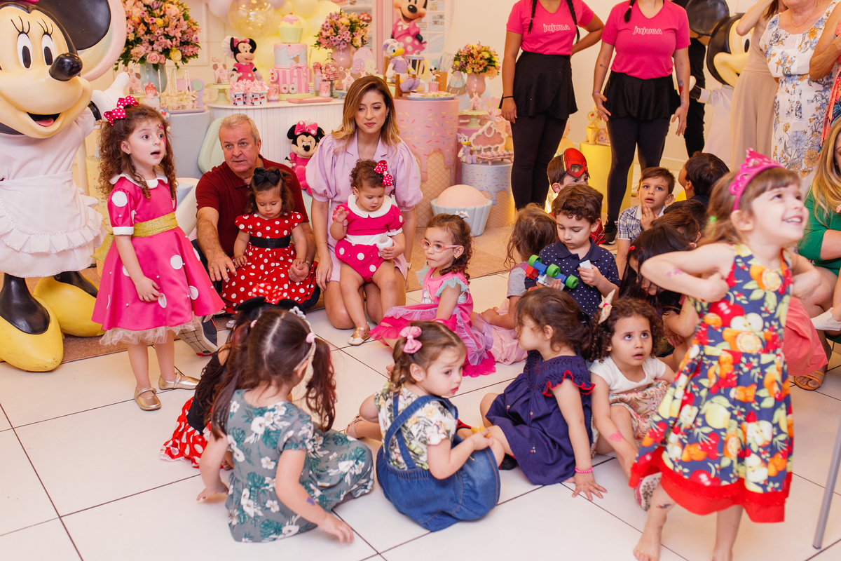 Fotografa familia Curitiba - Aniversario meninas Minnie mouse irmãs 