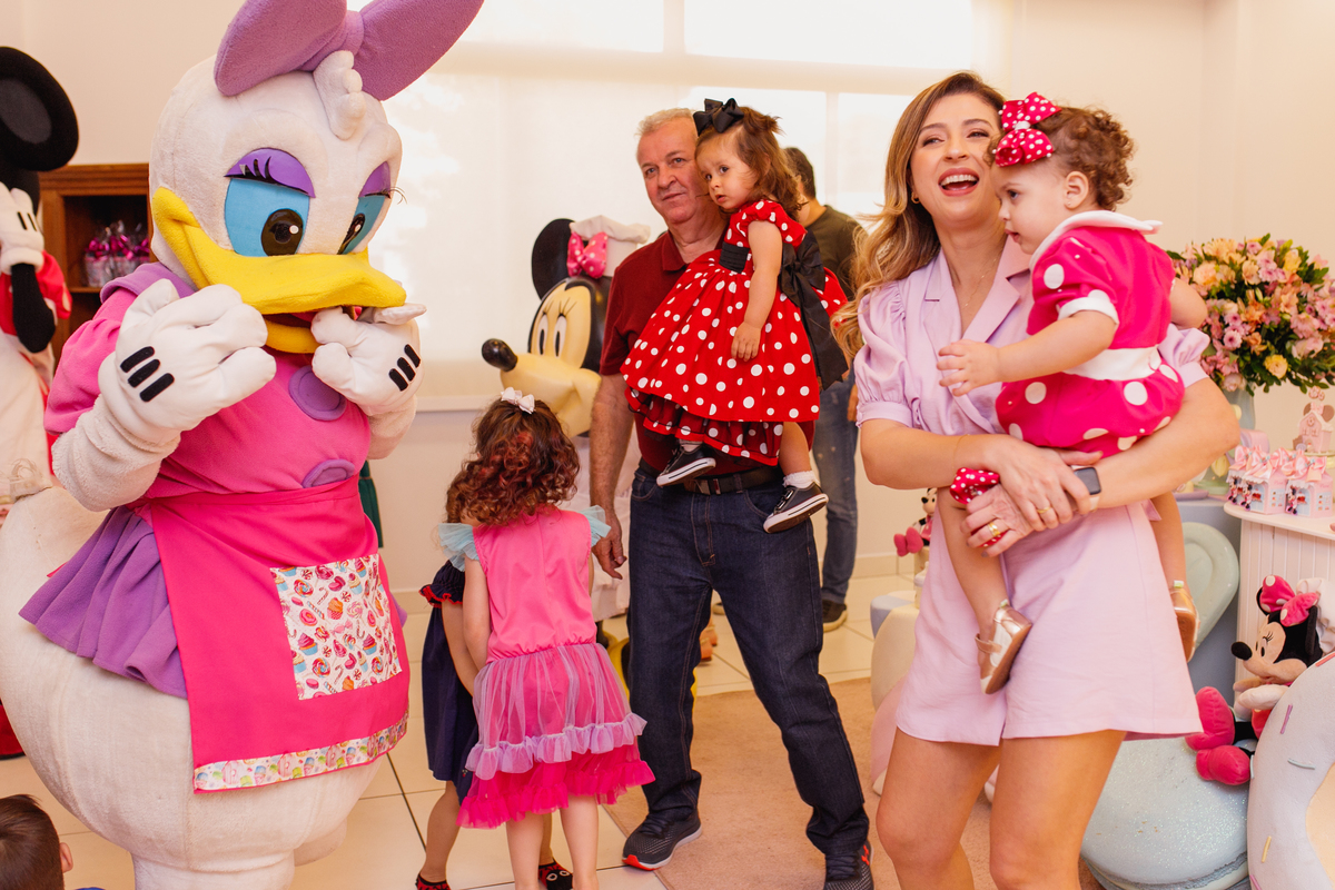 Fotografa familia Curitiba - Aniversario meninas Minnie mouse irmãs 