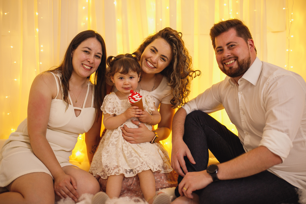 Fotografa familia Curitiba - ensaio de natal menina estudio interno 