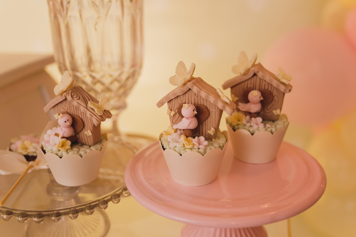 Fotografa familia Curitiba - Aniversário infantil flores menina 