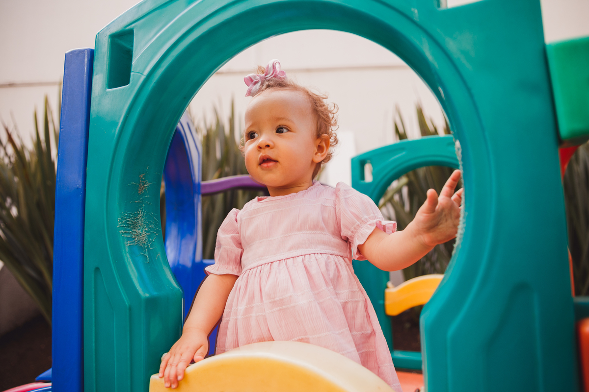 Fotografa familia Curitiba - Aniversário infantil flores menina 