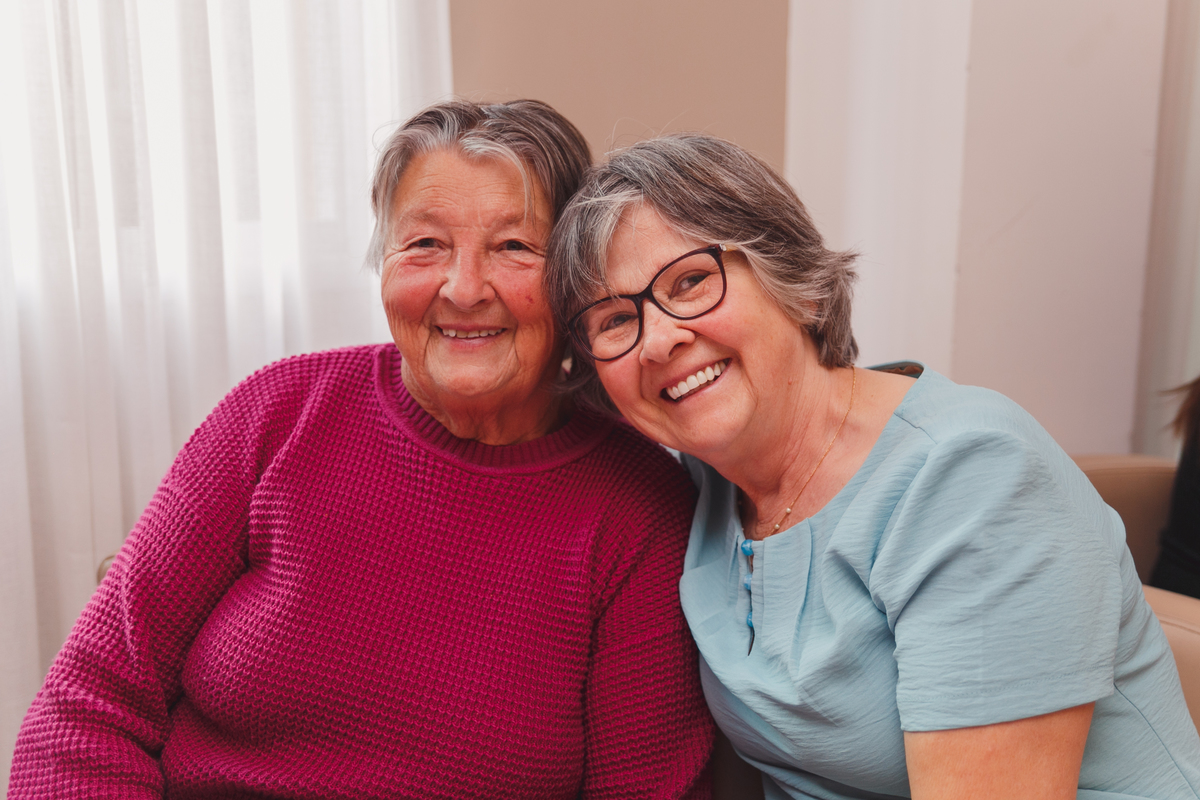 Fotografa familia Curitiba - Aniversário infantil flores menina 