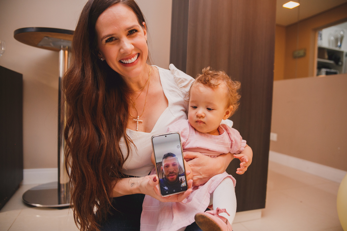 Fotografa familia Curitiba - Aniversário infantil flores menina 