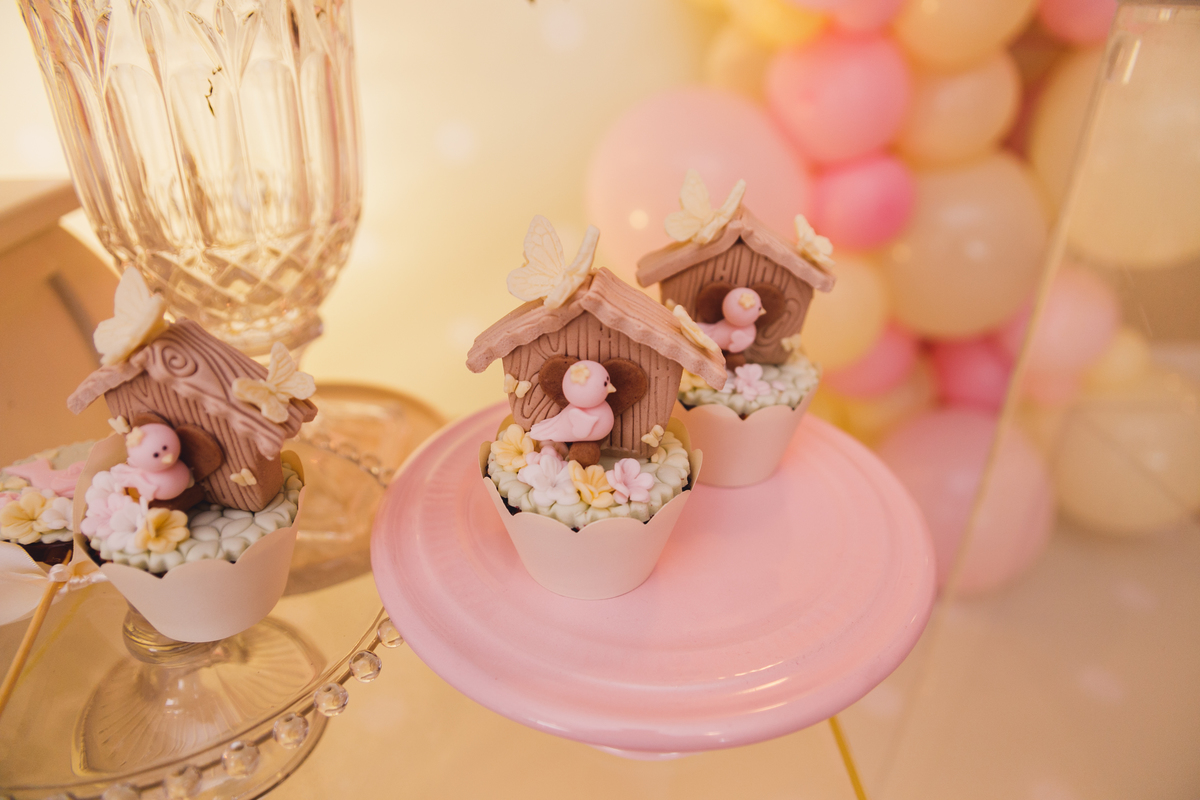 Fotografa familia Curitiba - Aniversário infantil flores menina 