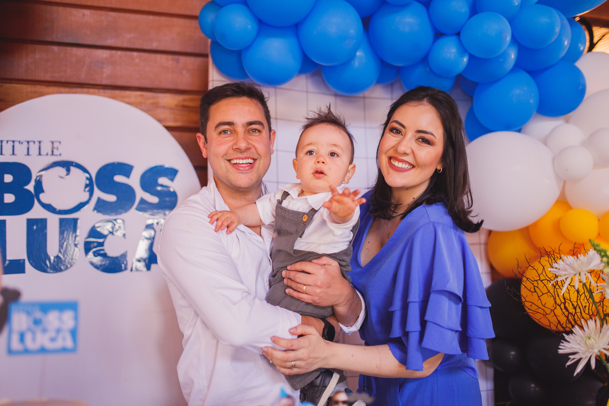 Fotografa familia Curitiba - aniversário menino poderoso cheinho Buffet allegro