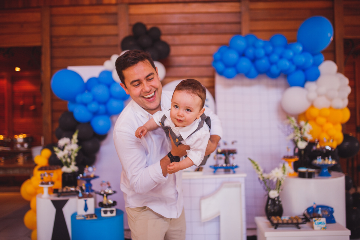 Fotografa familia Curitiba - aniversário menino poderoso cheinho Buffet allegro