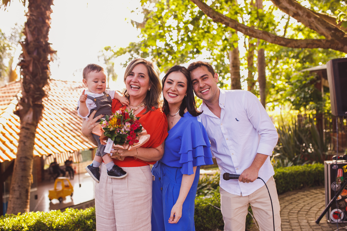 Fotografa familia Curitiba - aniversário menino poderoso cheinho Buffet allegro