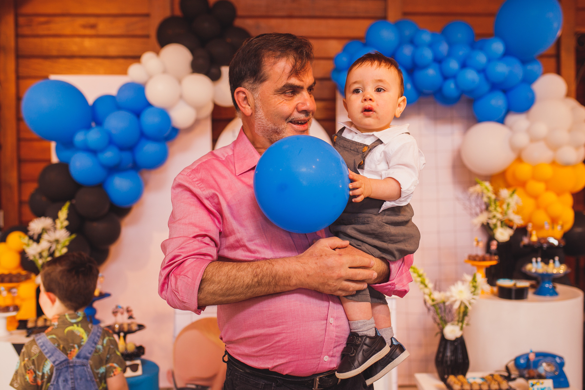 Fotografa familia Curitiba - aniversário menino poderoso cheinho Buffet allegro