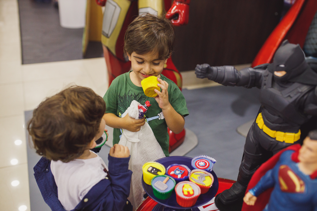 Fotografa familia Curitiba - Aniversario menino super Herois 
