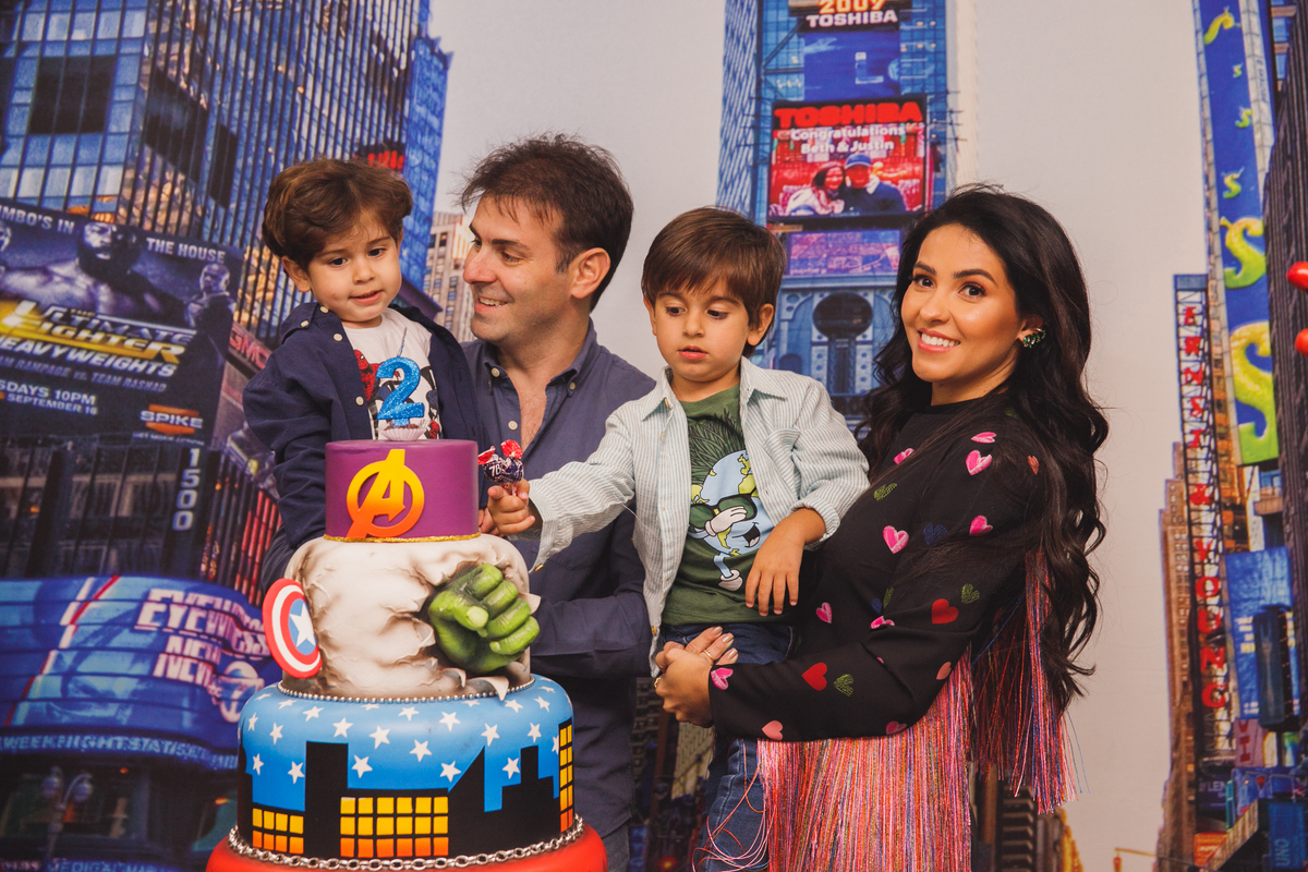 Fotografa familia Curitiba - Aniversario menino super Herois 