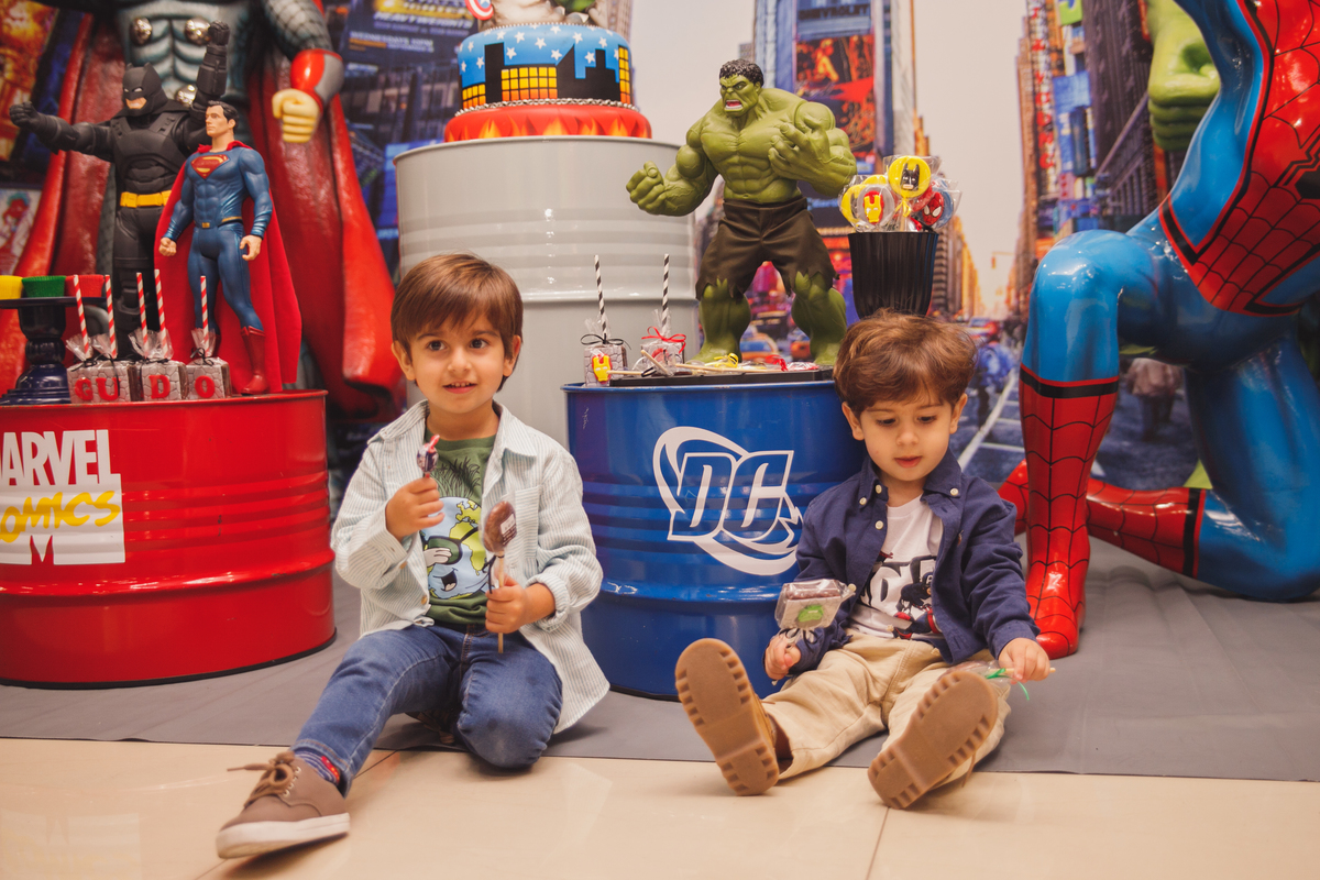 Fotografa familia Curitiba - Aniversario menino super Herois 