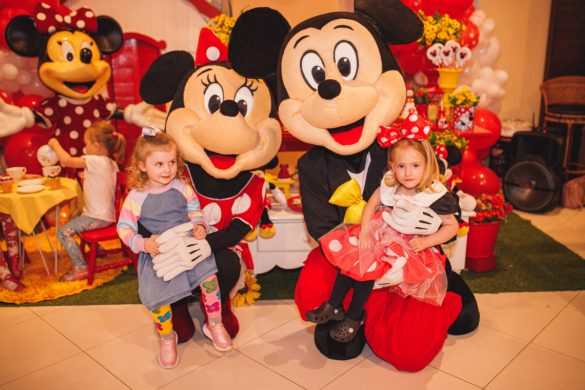 Fotografa familia Curitiba - aniversário menina Minnie 3 anos 
