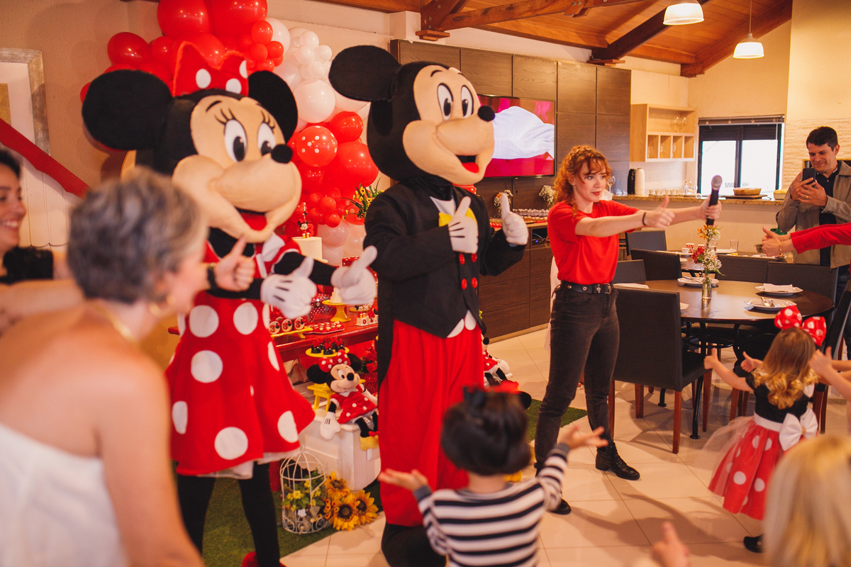 Fotografa familia Curitiba - aniversário menina Minnie 3 anos 
