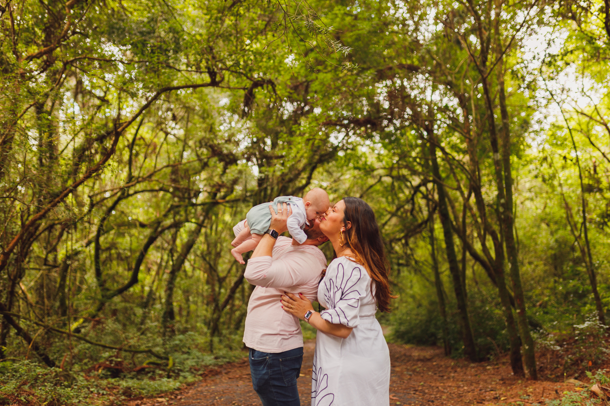 Fotografa familia Curitiba - Ensaio externo bebe menino mesvesrsario parque