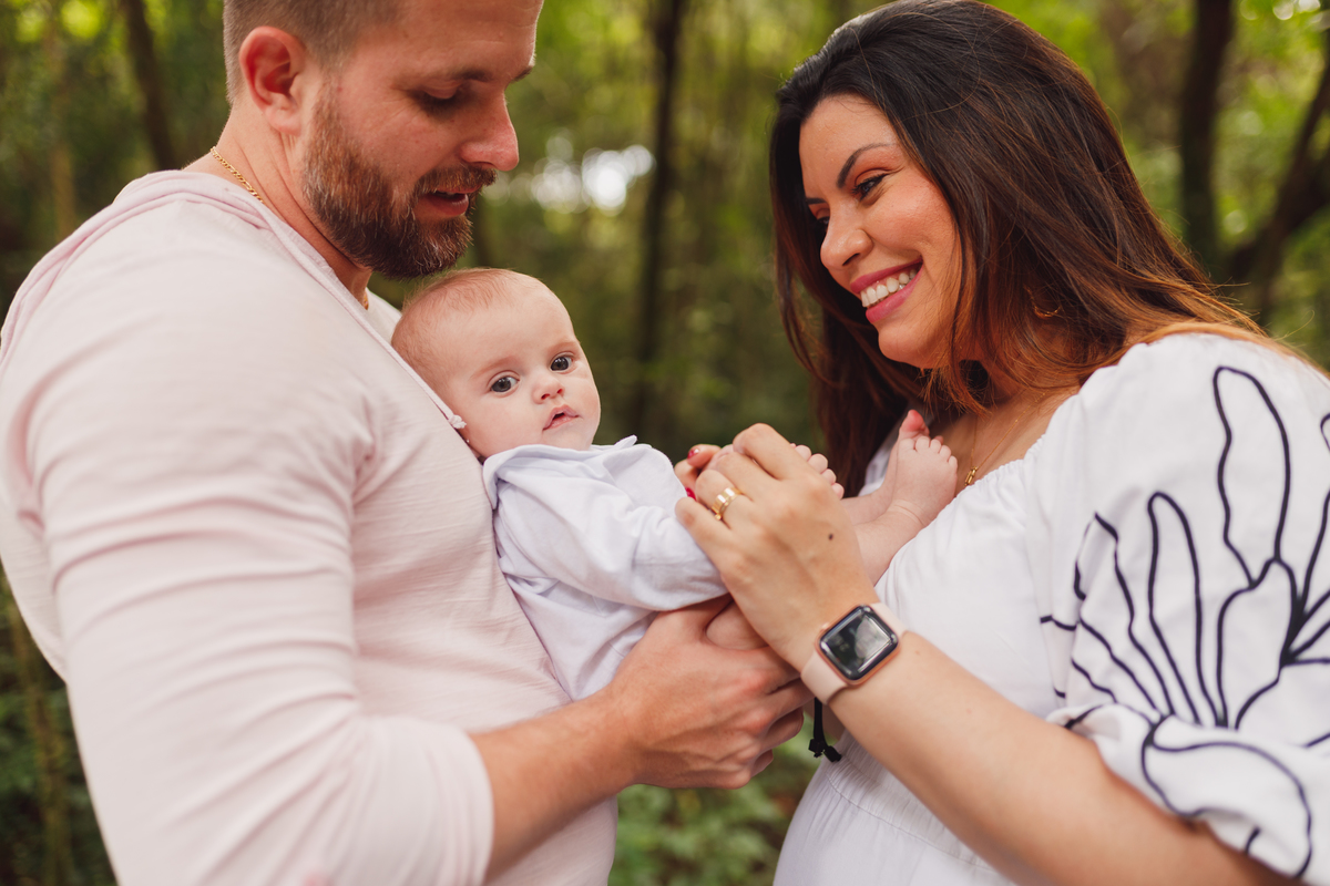 Fotografa familia Curitiba - Ensaio externo bebe menino mesvesrsario parque
