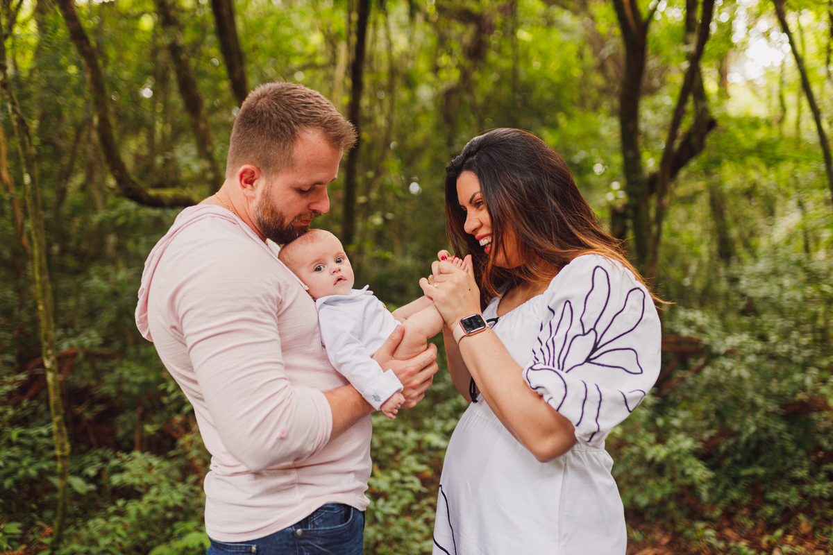 Fotografa familia Curitiba - Ensaio externo bebe menino mesvesrsario parque