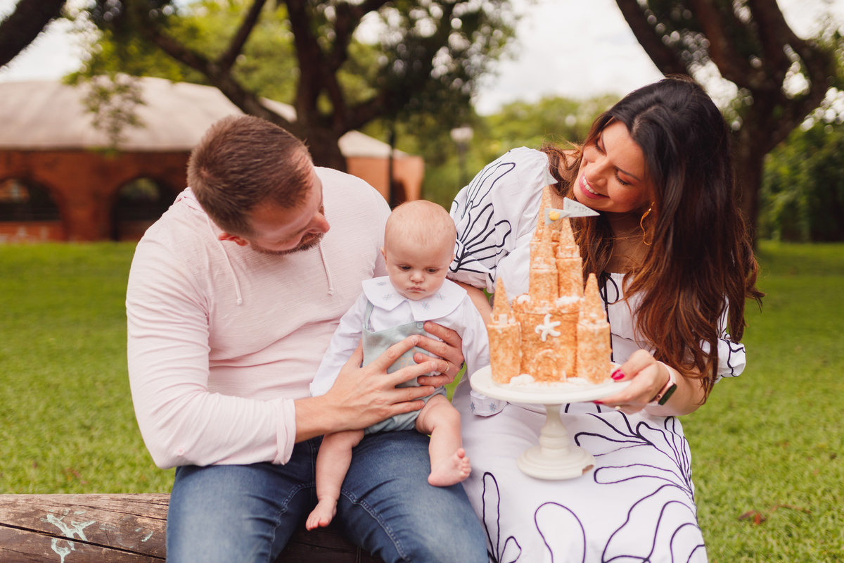 Fotografa familia Curitiba - Ensaio externo bebe menino mesvesrsario parque