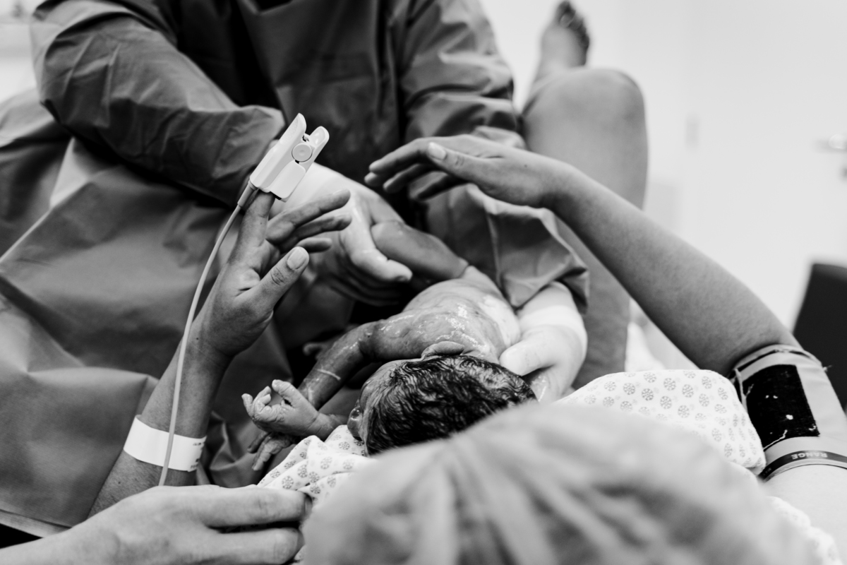 Fotografa familia Curitiba - foto nascimento nossa senhora das graças menino