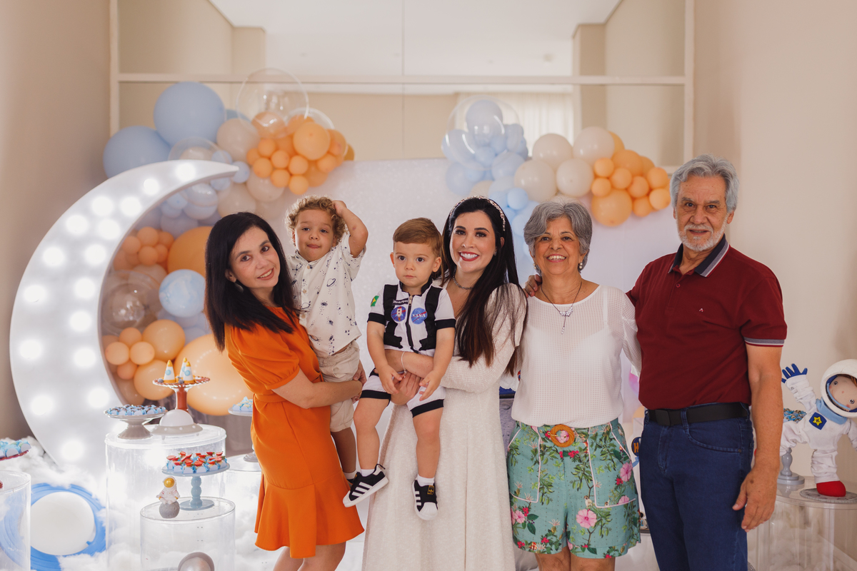 Fotografa Familia Curitiba - Aniversario astronauta menino 2 anos 