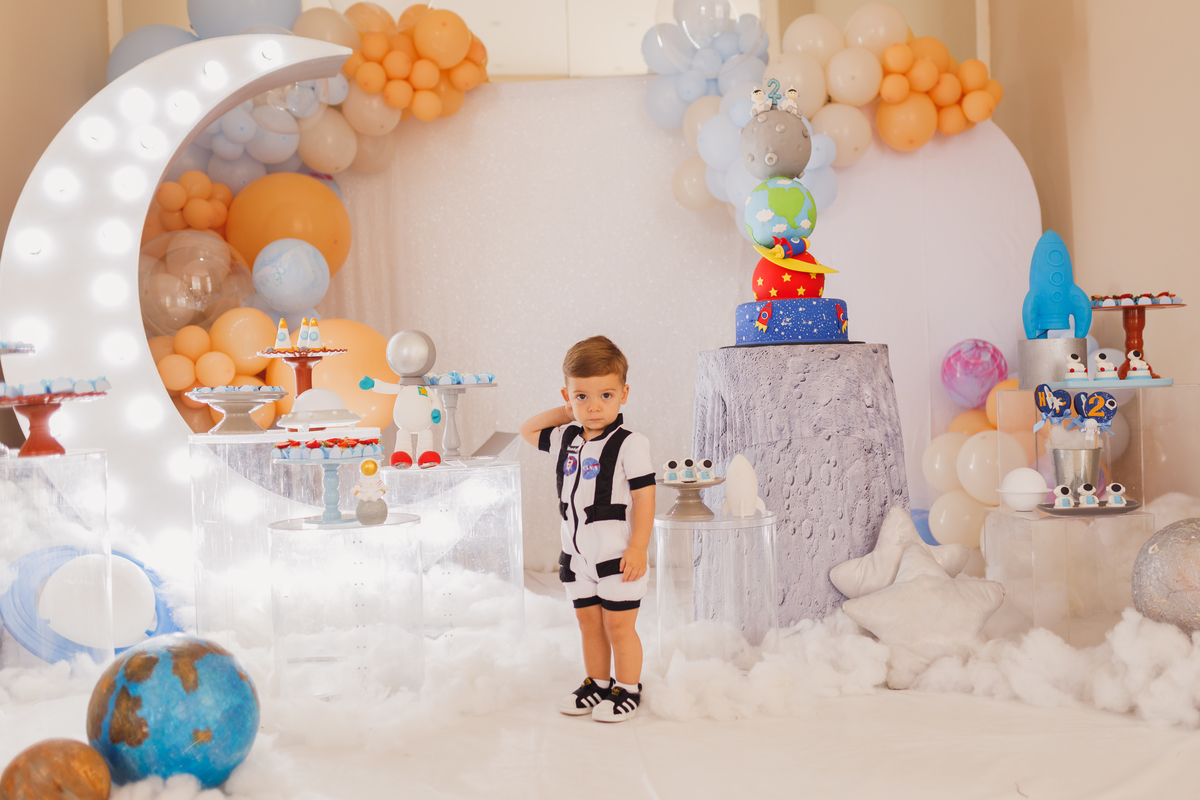 Fotografa Familia Curitiba - Aniversario astronauta menino 2 anos 