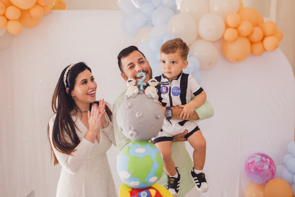Fotografa Familia Curitiba - Aniversario astronauta menino 2 anos 