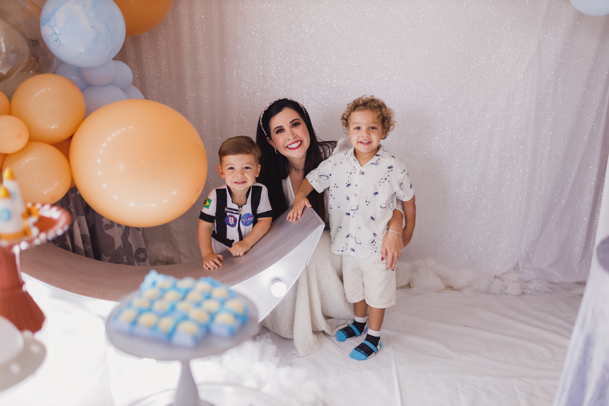 Fotografa Familia Curitiba - Aniversario astronauta menino 2 anos 