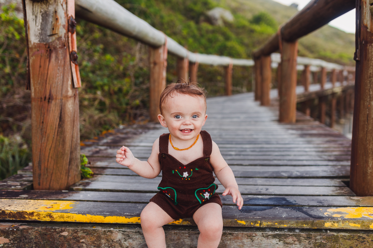 Fotografa familia Curitiba - ensaio ilha do mel bebe 1 ano menino