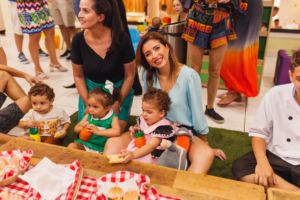 Fotografa familia Curitiba - aniversario 2 anos menina mundo bita