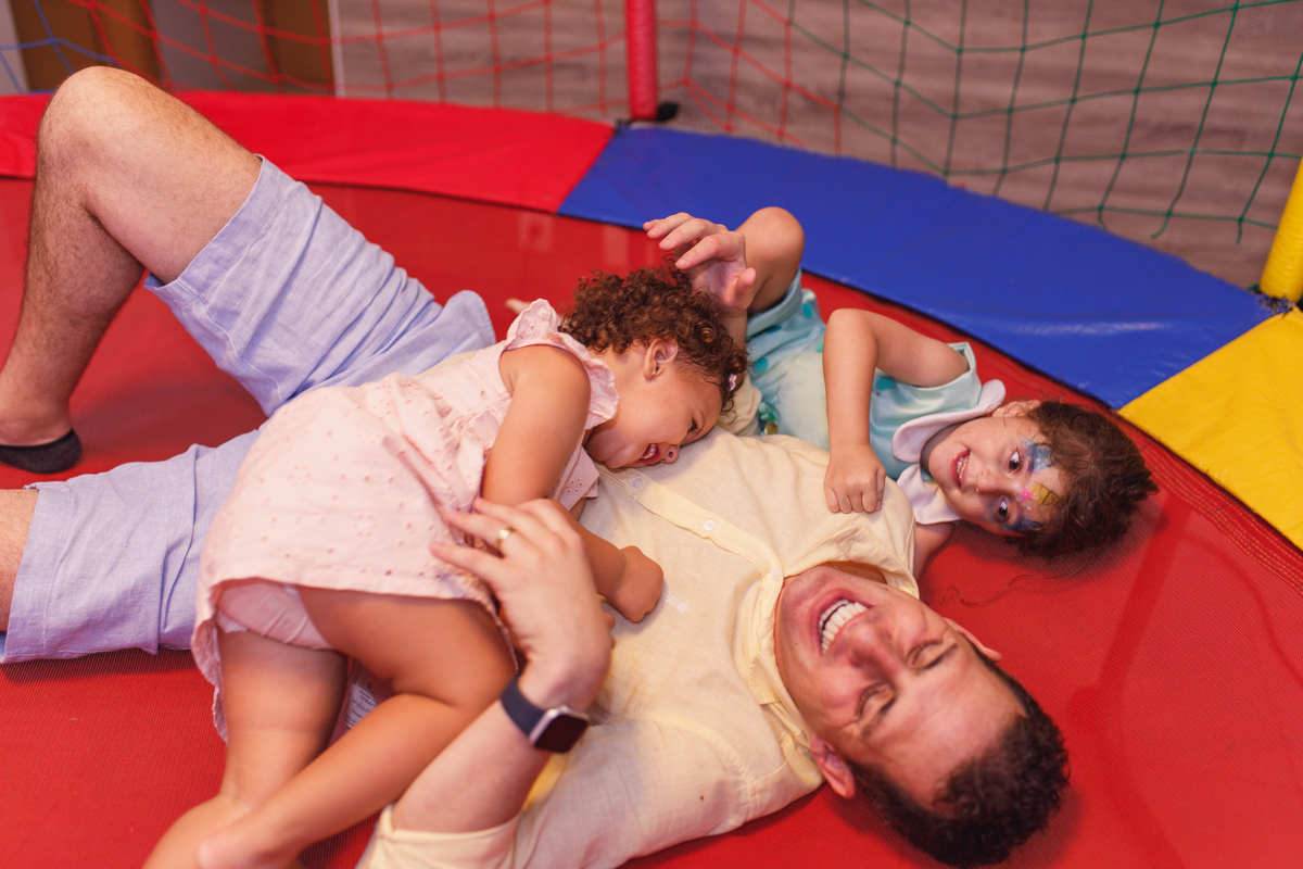 Fotografa familia Curitiba - aniversario 2 anos menina mundo bita