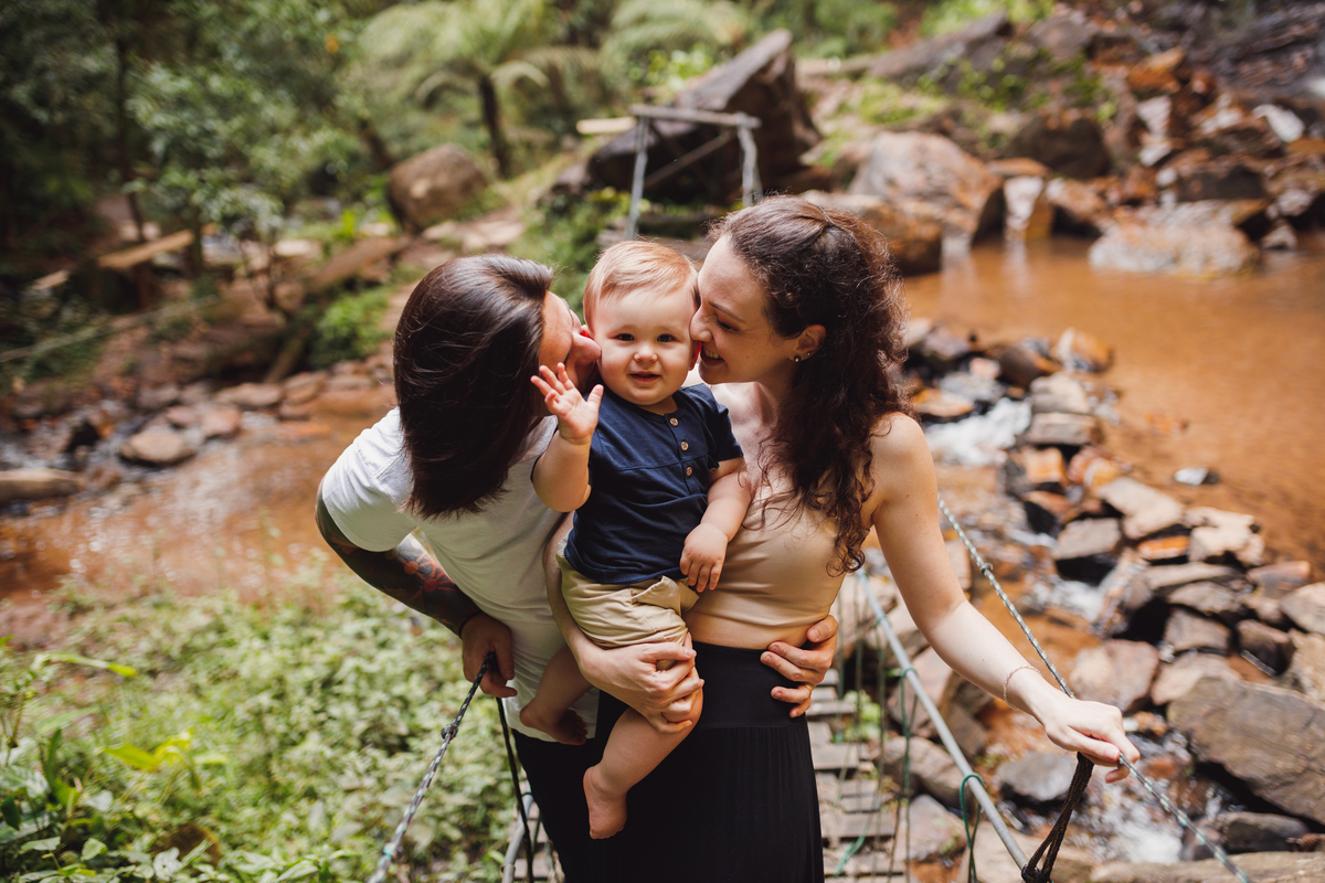 Fotografa familia Curitiba - ensaio externo morro 3 barras 